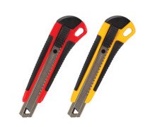 Нож канцелярский 18 мм BRAUBERG "Universal", 3 лезвия в комплекте